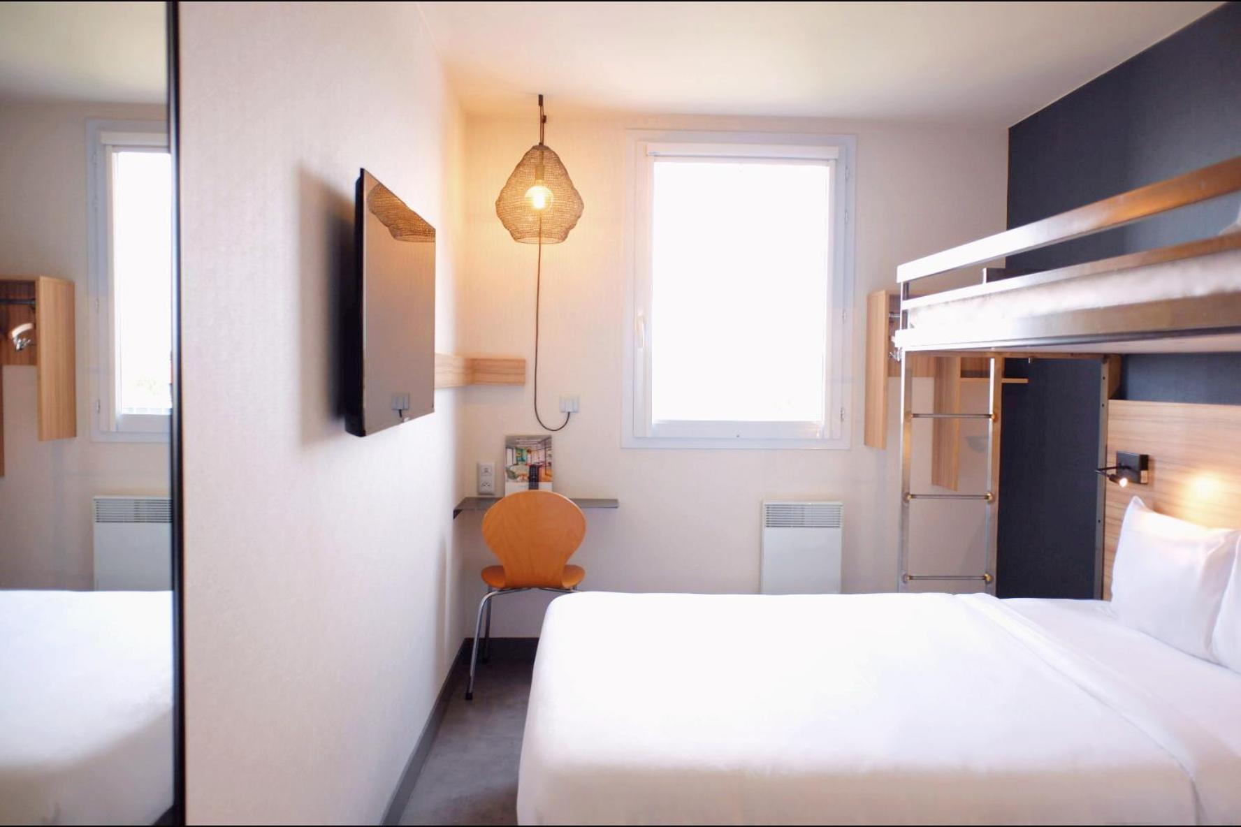 Ibis Budget Paris Porte De La Chapelle - Arena Екстериор снимка