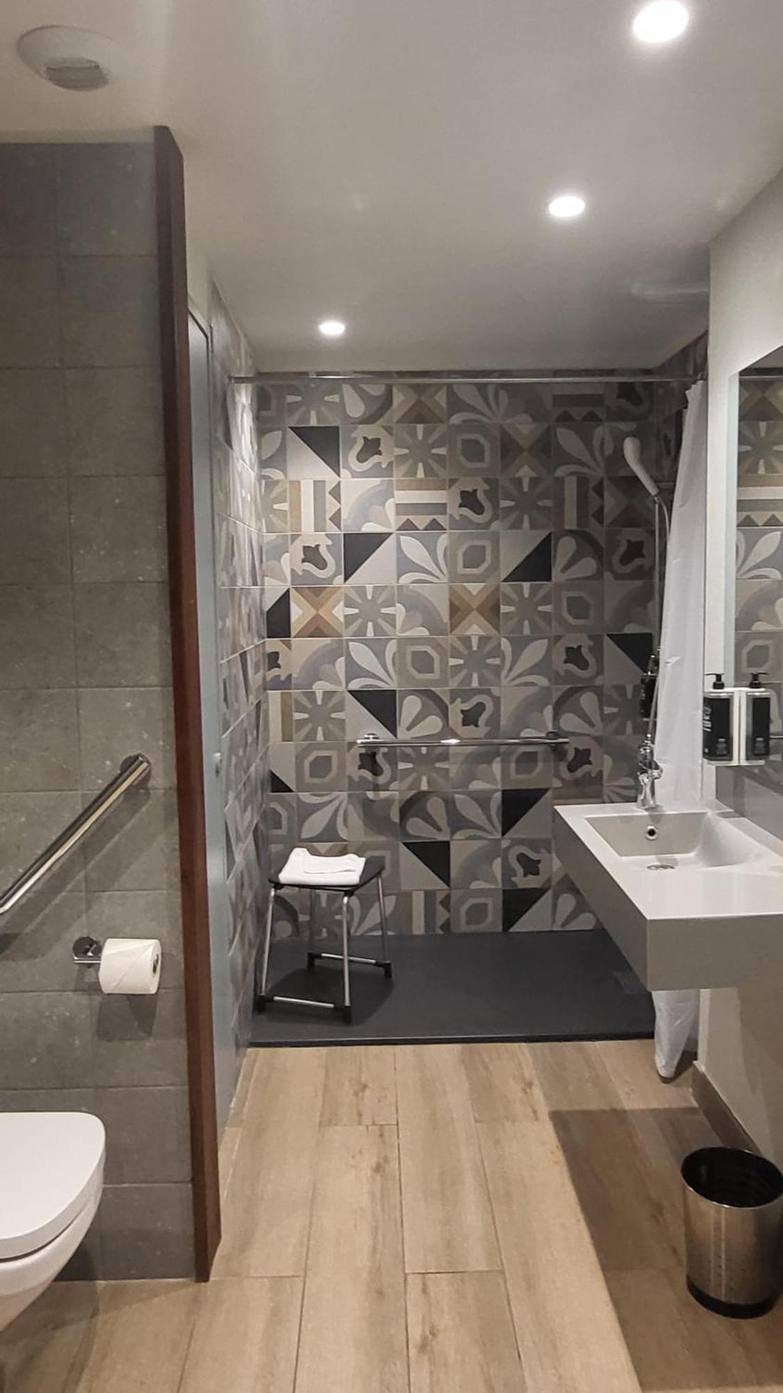 Ibis Budget Paris Porte De La Chapelle - Arena Екстериор снимка